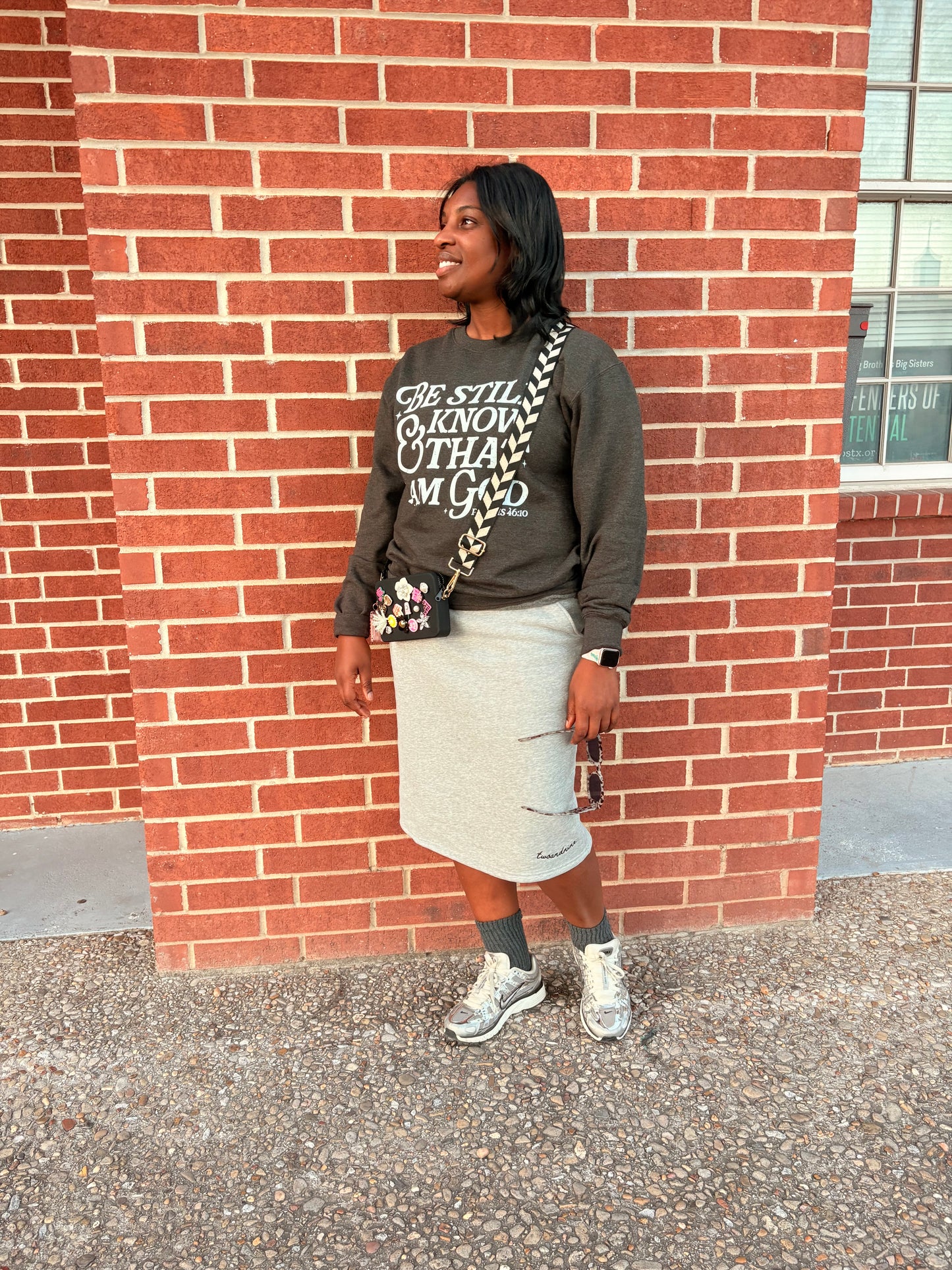 Be Still & Know That I Am God – Comfort Graphic Sweatshirt